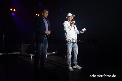 Preview Eröffnung_02-06-25_Wofgang_Frey_und_Bürgermeister_Dirk_Scharrer_(c)MichaelSchaefer_Kulturzelt_WOH25.jpg